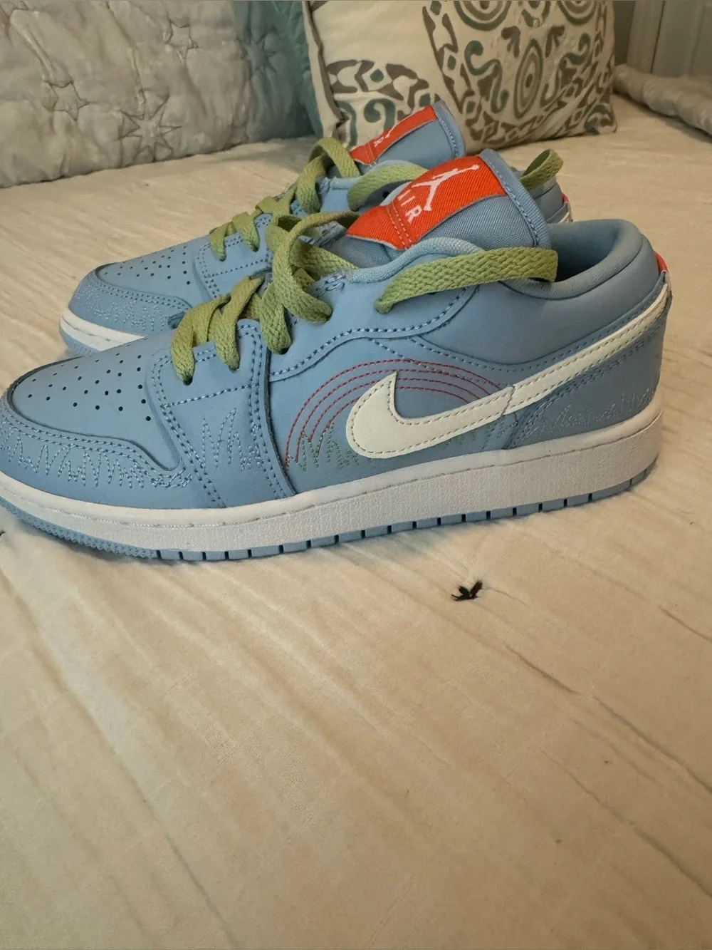 Nike Air Jordan low- girls shoe NEW WITHOUT BOX.